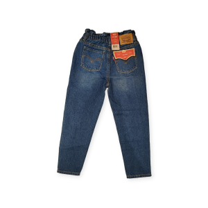 Levi's high loose jeans...
