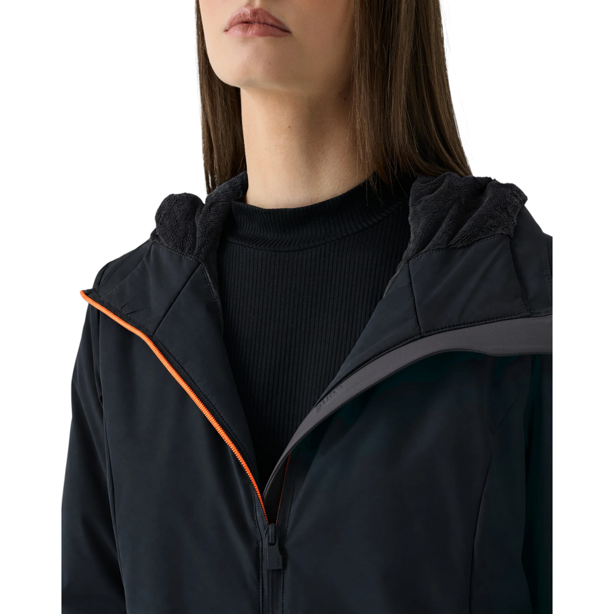 Giubbotto donna Suns Aurelia nero in tessuto tecnico stretch con interno in velour e cappuccio integrato